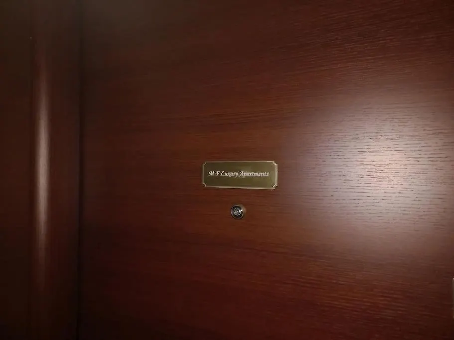 Mf Luxury Apartments 테살로니키